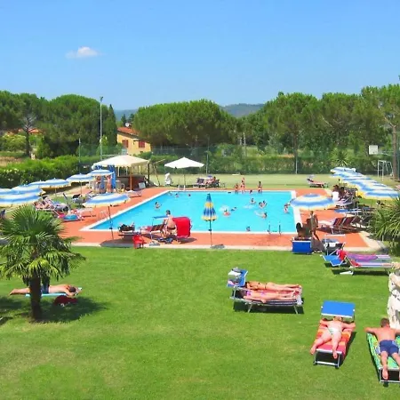 Σπίτι διακοπών Pleasant Mobile In Castiglione Del Lago With Pool