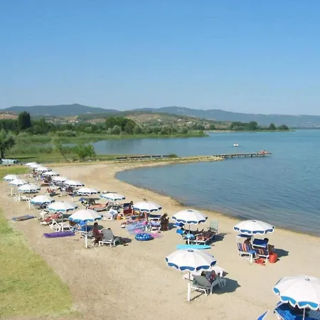 Pleasant Mobile In Castiglione Del Lago With Pool Σπίτι διακοπών *
